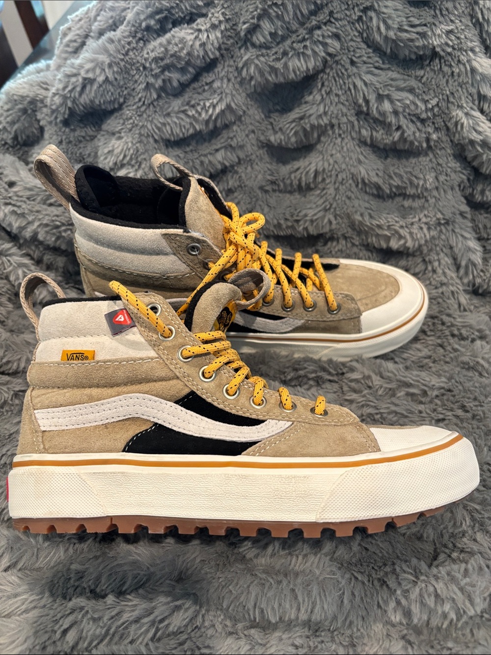 Vans Men’s Beige and Black High-Top Waterproof Sneakers with Yellow Laces